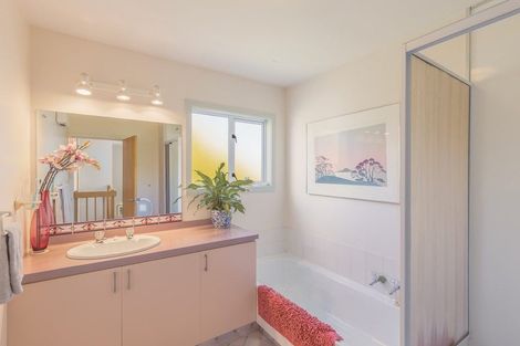 Photo of property in 37 Longhurst Terrace, Cashmere, Christchurch, 8022