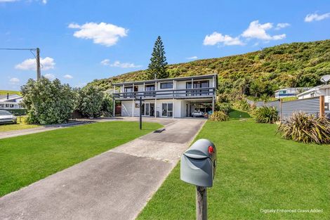 Photo of property in 20 Lake Ferry Road, Lake Ferry, Featherston, 5772