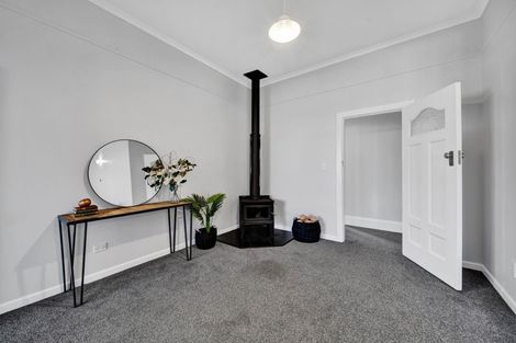 Photo of property in 16a Regan Street, Stratford, 4332