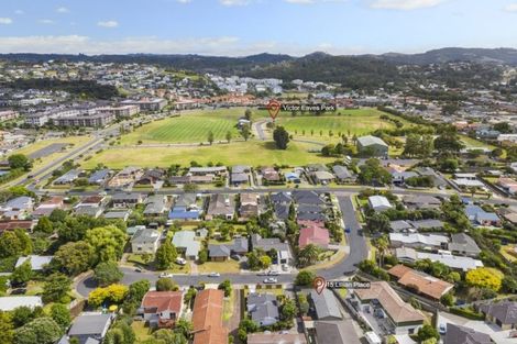 Photo of property in 15a Lillian Place, Orewa, 0931