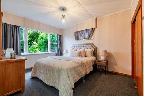 Photo of property in 86 Wikiriwhi Crescent, Awapuni, Palmerston North, 4412