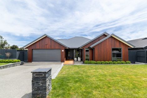 Photo of property in 45a Arataki Road, Havelock North, 4130