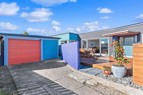 Photo of property in 9 Mahana Road, Paraparaumu Beach, Paraparaumu, 5032