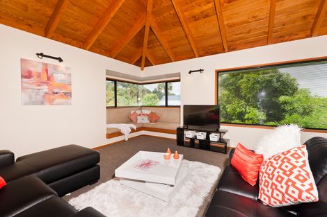 Photo of property in 9 Saint Andrews Place, Te Kamo, Whangarei, 0112