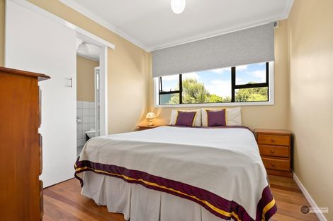 Photo of property in 98 Longfellow Street, Trentham, Upper Hutt, 5018