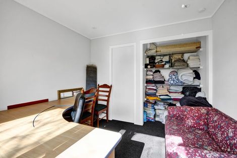 Photo of property in 6 Kamahi Avenue, Hawera, 4610