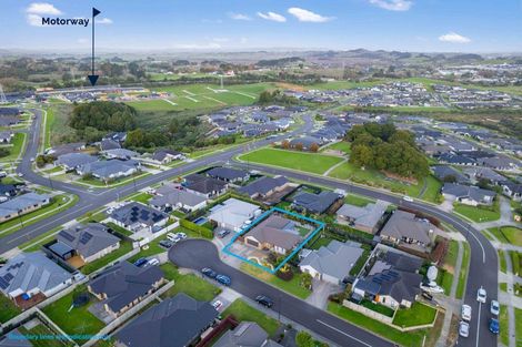 Photo of property in 8 Dornal Place, Pokeno, 2402