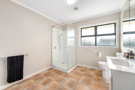 Photo of property in 32 Ursula Drive, Feilding, 4702