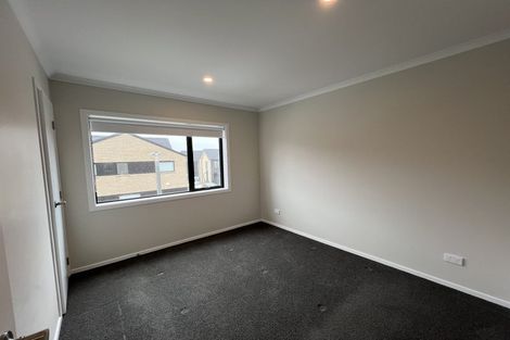 Photo of property in 2/125b Metcalfe Road, Ranui, Auckland, 0612