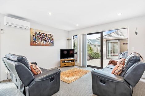 Photo of property in 19 Tarapiroe Avenue, Takanini, 2112