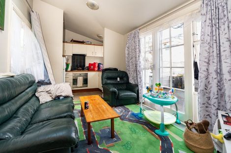 Photo of property in 41 Brougham Street, Mount Victoria, Wellington, 6011