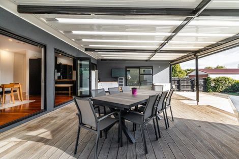 Photo of property in 69 Te Mata Road, Havelock North, 4130