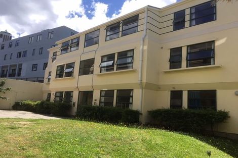 Photo of property in Te Awhina Apartments, 26/22u Sussex Street, Mount Cook, Wellington, 6021