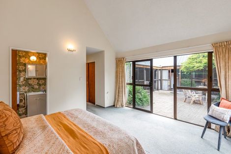 Photo of property in 100 Rimu Road, Raumati Beach, Paraparaumu, 5032