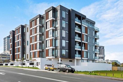 Photo of property in Frank Sargeson Apts, 106/80 Anzac Street, Takapuna, Auckland, 0622