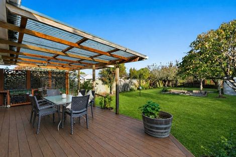 Photo of property in 43 Bevington Street, Avonhead, Christchurch, 8042