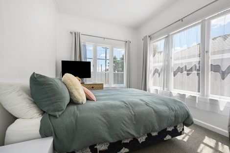 Photo of property in 12 Grey Street, Hamilton East, Hamilton, 3216