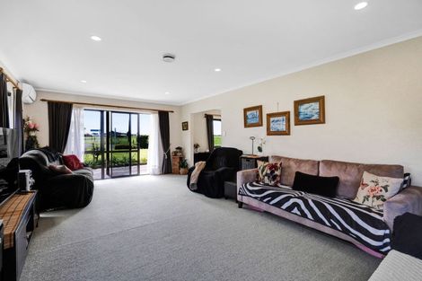 Photo of property in 2 Kaipi Street, Manaia, 4612