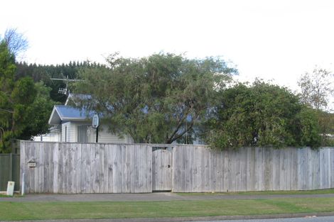 Photo of property in 22 Meremere Street, Wainuiomata, Lower Hutt, 5014