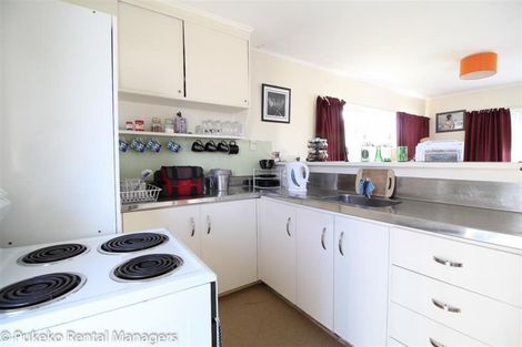 Photo of property in 2/40 Hamilton Road, Papatoetoe, Auckland, 2025