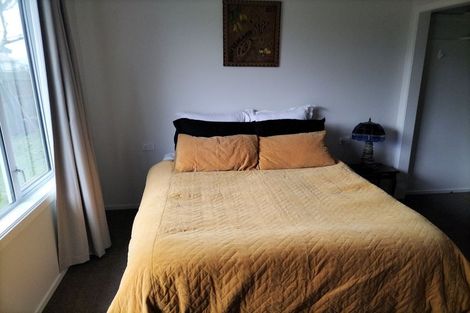 Photo of property in 14 Coates Street, Westport, 7825