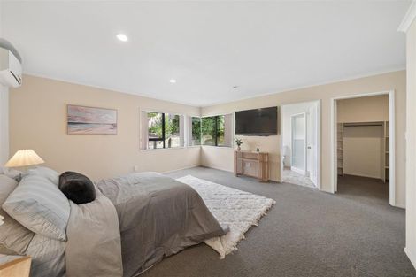 Photo of property in 23 Amesbury Drive, Churton Park, Wellington, 6037