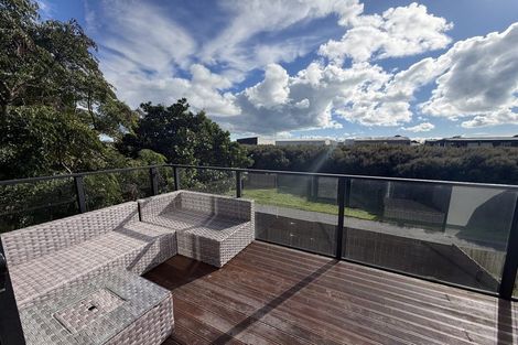 Photo of property in 1/22 Ashley Place, Papamoa Beach, Papamoa, 3118