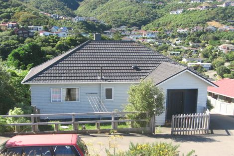 Photo of property in 8a Karamu Street, Ngaio, Wellington, 6035