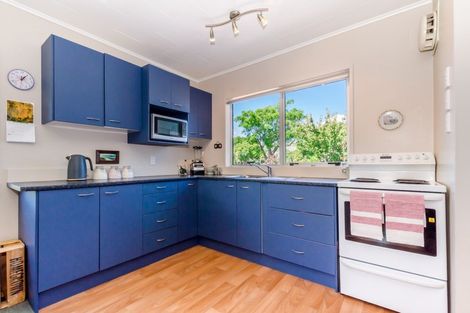 Photo of property in 7 Nimmo Avenue, Waikanae, 5036