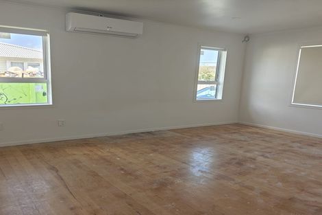 Photo of property in 31 Tiraumea Drive, Pakuranga, Auckland, 2010
