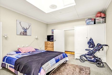 Photo of property in 219 South Road, Hawera, 4610