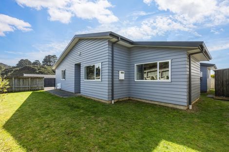 Photo of property in 4 Moonsail Drive, Whitby, Porirua, 5024