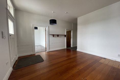 Photo of property in 107 Tasman Street, Mount Cook, Wellington, 6021