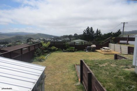 Photo of property in 26 Jane Grove, Paparangi, Wellington, 6037