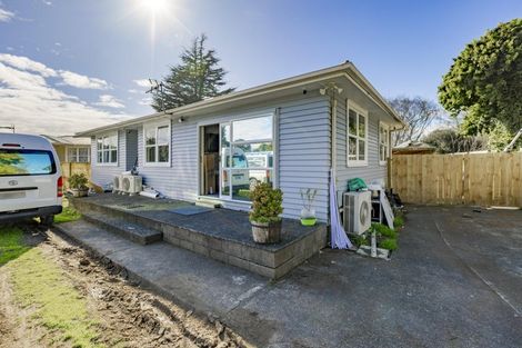 Photo of property in 4 Harper Street, Papakura, 2110