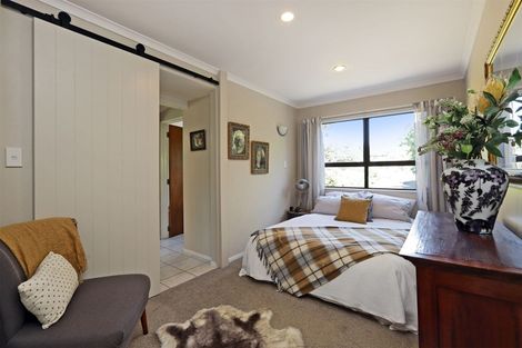 Photo of property in 9 Reeve Drive, Havelock North, 4130