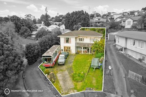 Photo of property in 13 Emirau Place, Glenfield, Auckland, 0629