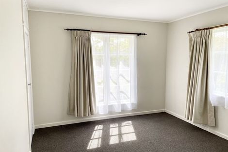 Photo of property in 28a Fruitvale Road, New Lynn, Auckland, 0600