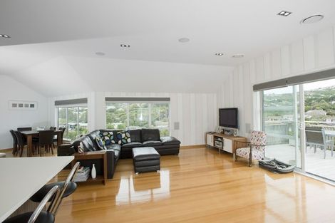 Photo of property in 38 Hawtrey Terrace, Churton Park, Wellington, 6037