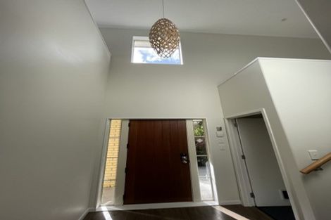 Photo of property in 12 Oakford Park Crescent, Greenhithe, Auckland, 0632