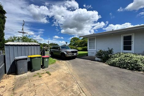 Photo of property in 17 Kayes Road, Pukekohe, 2120