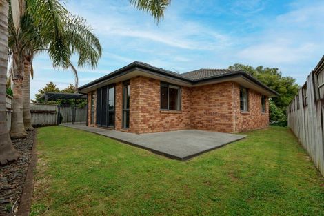 Photo of property in 112 Saint James Drive, Huntington, Hamilton, 3210