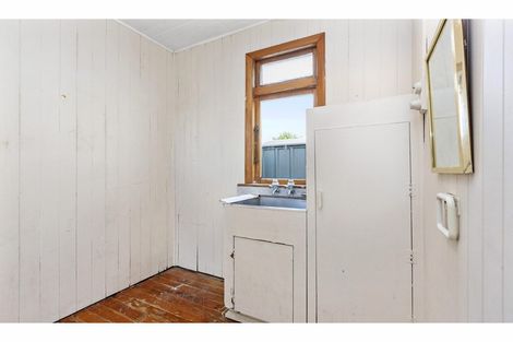 Photo of property in 16 Wilson Street, Hamilton East, Hamilton, 3216