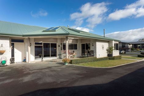 Photo of property in 118 Guy Street, Dannevirke, 4930