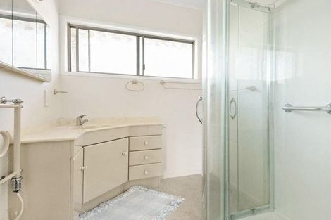 Photo of property in 2/25 Mccrystal Avenue, Bucklands Beach, Auckland, 2012