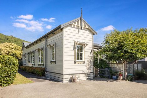 Photo of property in 2 Martin Street, Waikanae, 5036