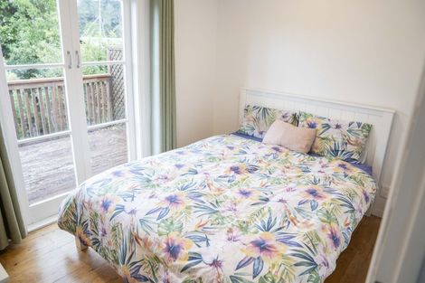 Photo of property in 637 Swanson Road, Swanson, Auckland, 0612
