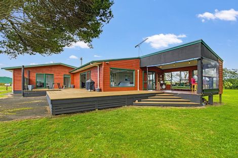 Photo of property in 69 Waipipi Wharf Road, Pollok, Waiuku, 2683