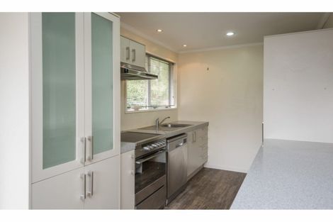 Photo of property in 2 Magenta Place, Dinsdale, Hamilton, 3204