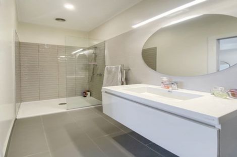 Photo of property in 81 Endeavour Street, Lyall Bay, Wellington, 6022